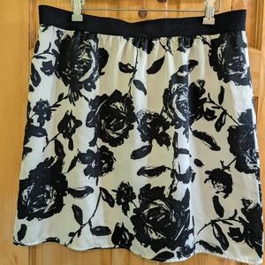 Ann Taylor Loft Black Rose Skirt Size 12